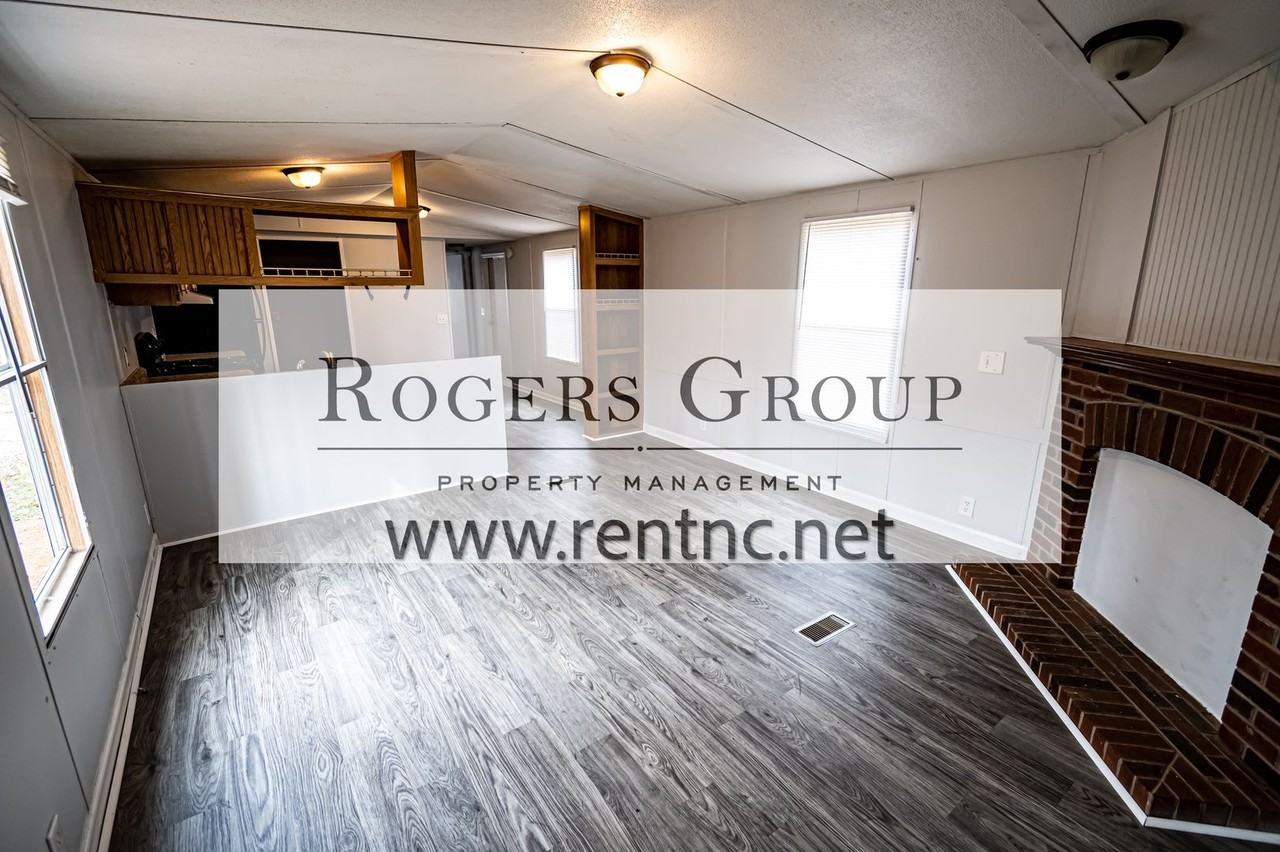 6088 Cindy Ln - Photo 3 of 8