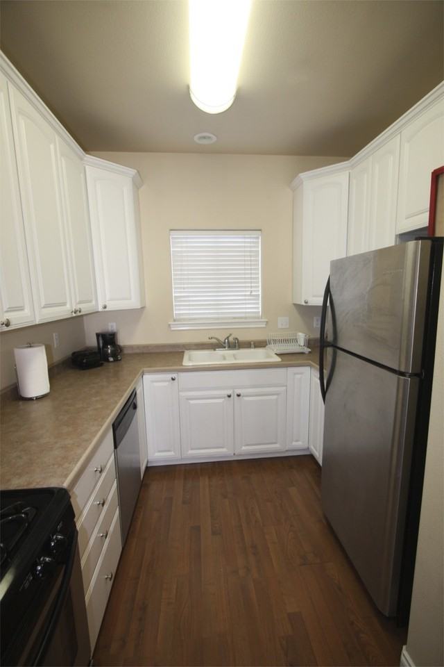 1305 Denali St #5 - Photo 5 of 16