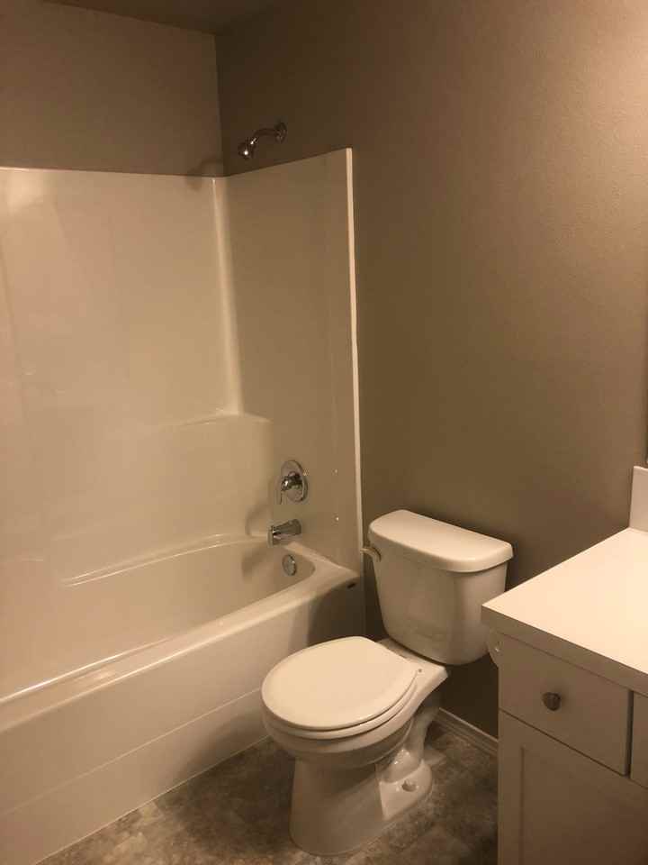 569 S Lakeland Dr - Photo 5 of 20