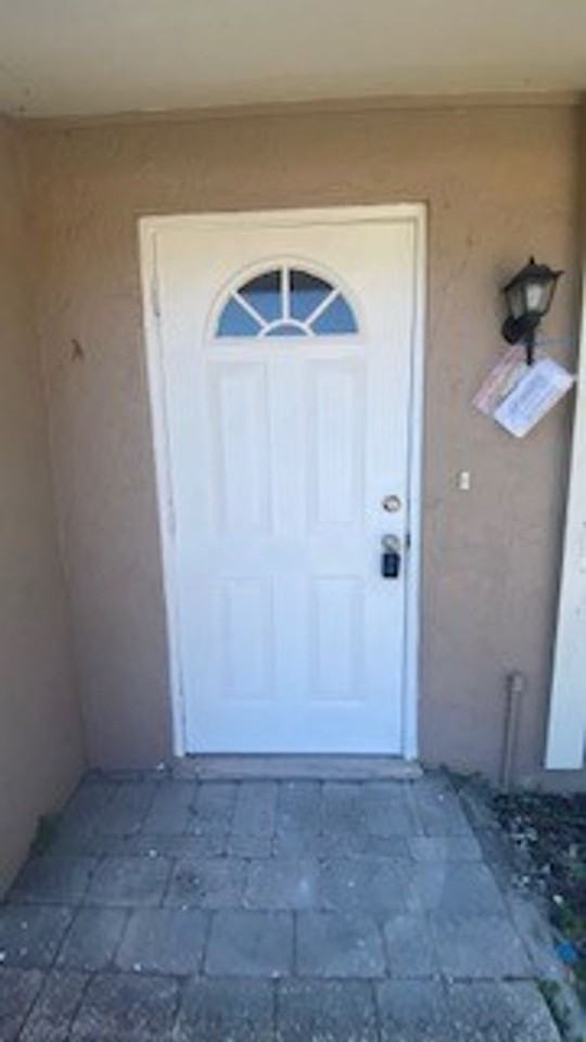 1933 Flamingo Dr - Photo 2 of 47