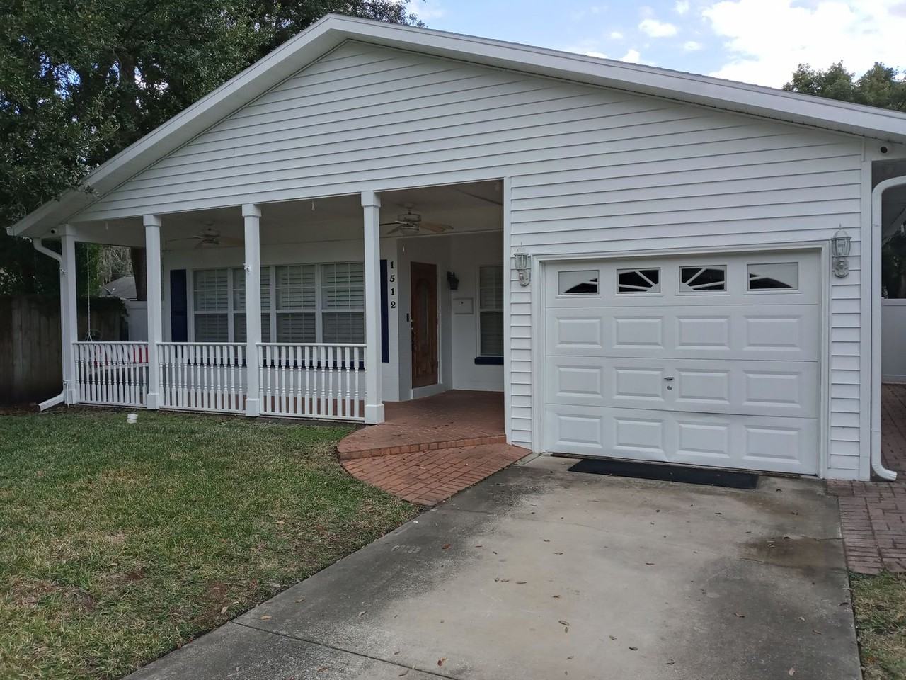 1512 Pinehurst Pl - Photo 4 of 50