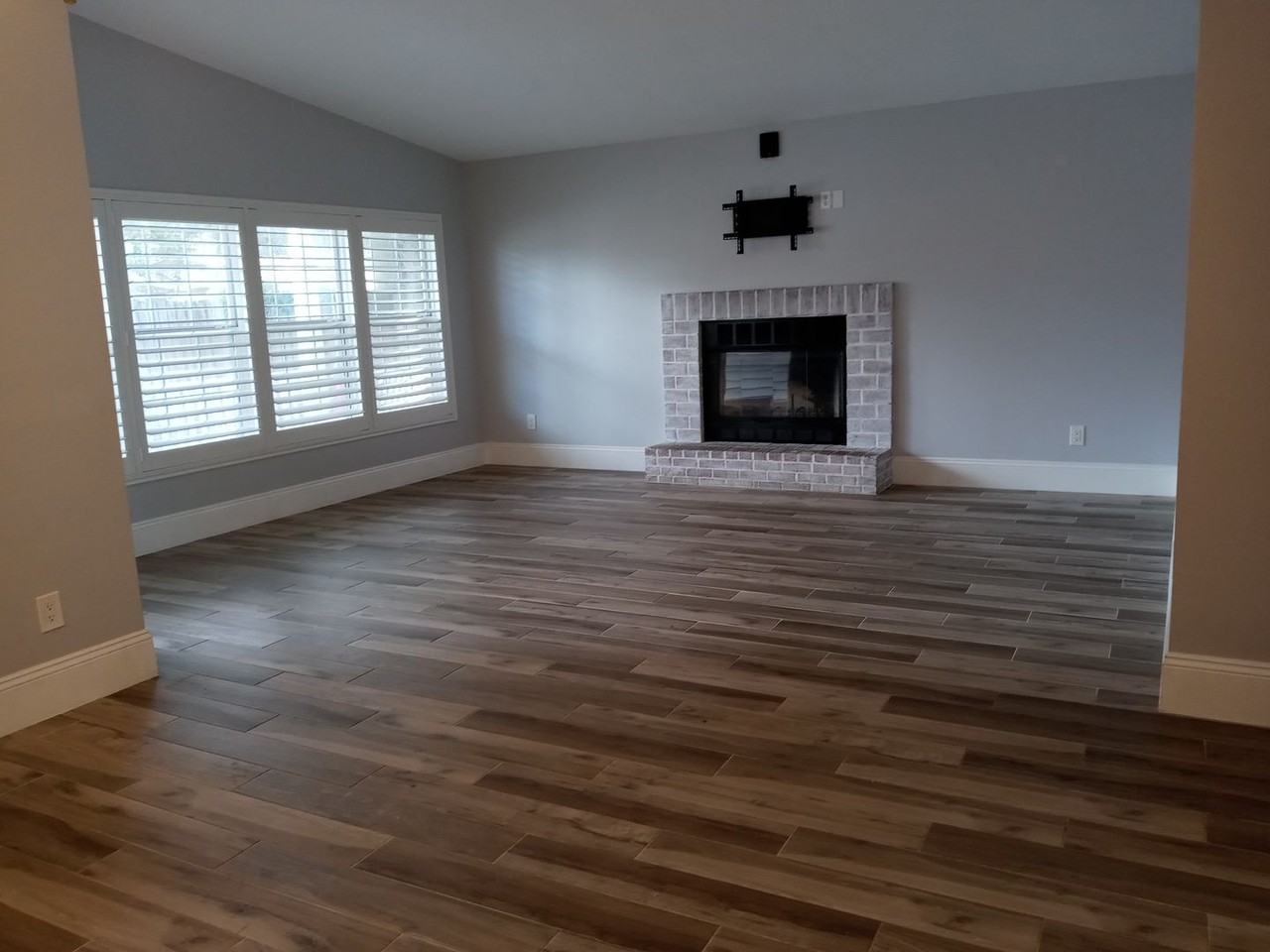 1512 Pinehurst Pl - Photo 5 of 50