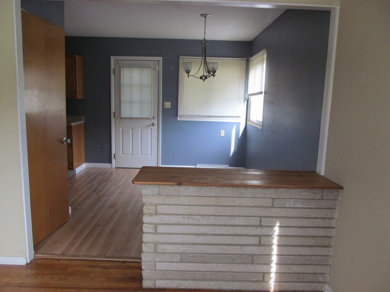 1322 Chimes Blvd - Photo 3 of 13