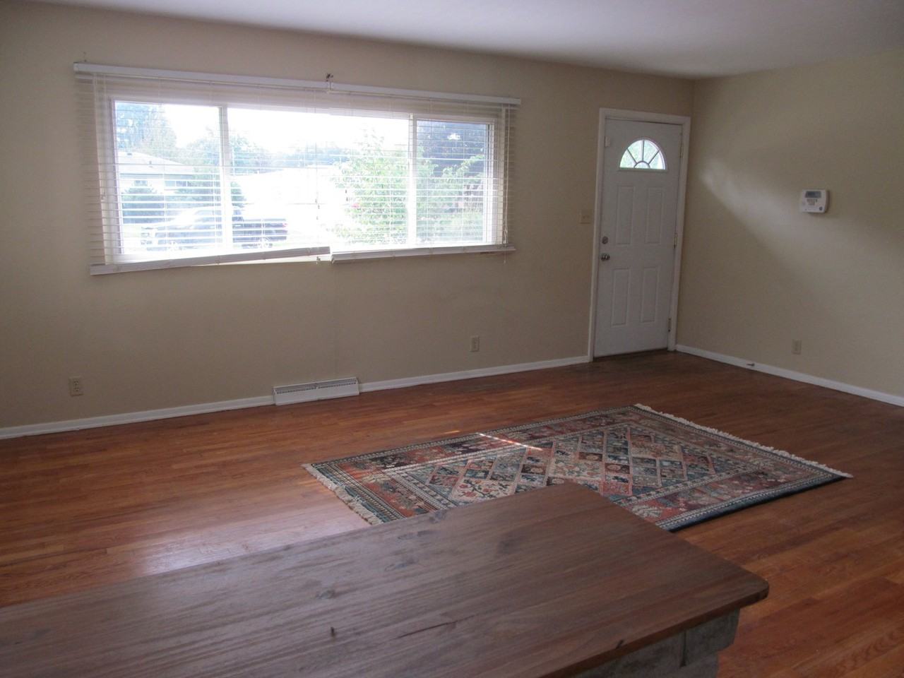 1322 Chimes Blvd - Photo 4 of 13