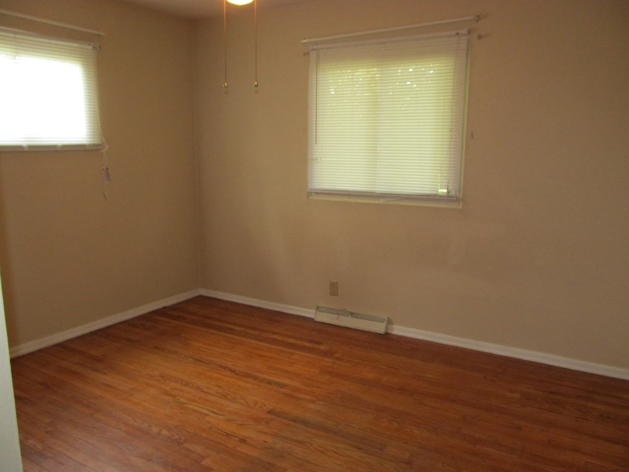1322 Chimes Blvd - Photo 7 of 13