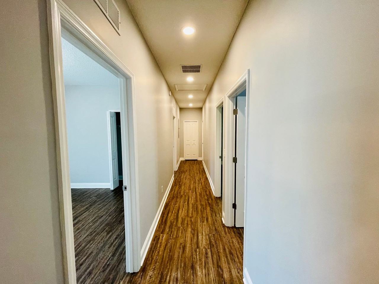 6630 Zora St - Photo 3 of 12