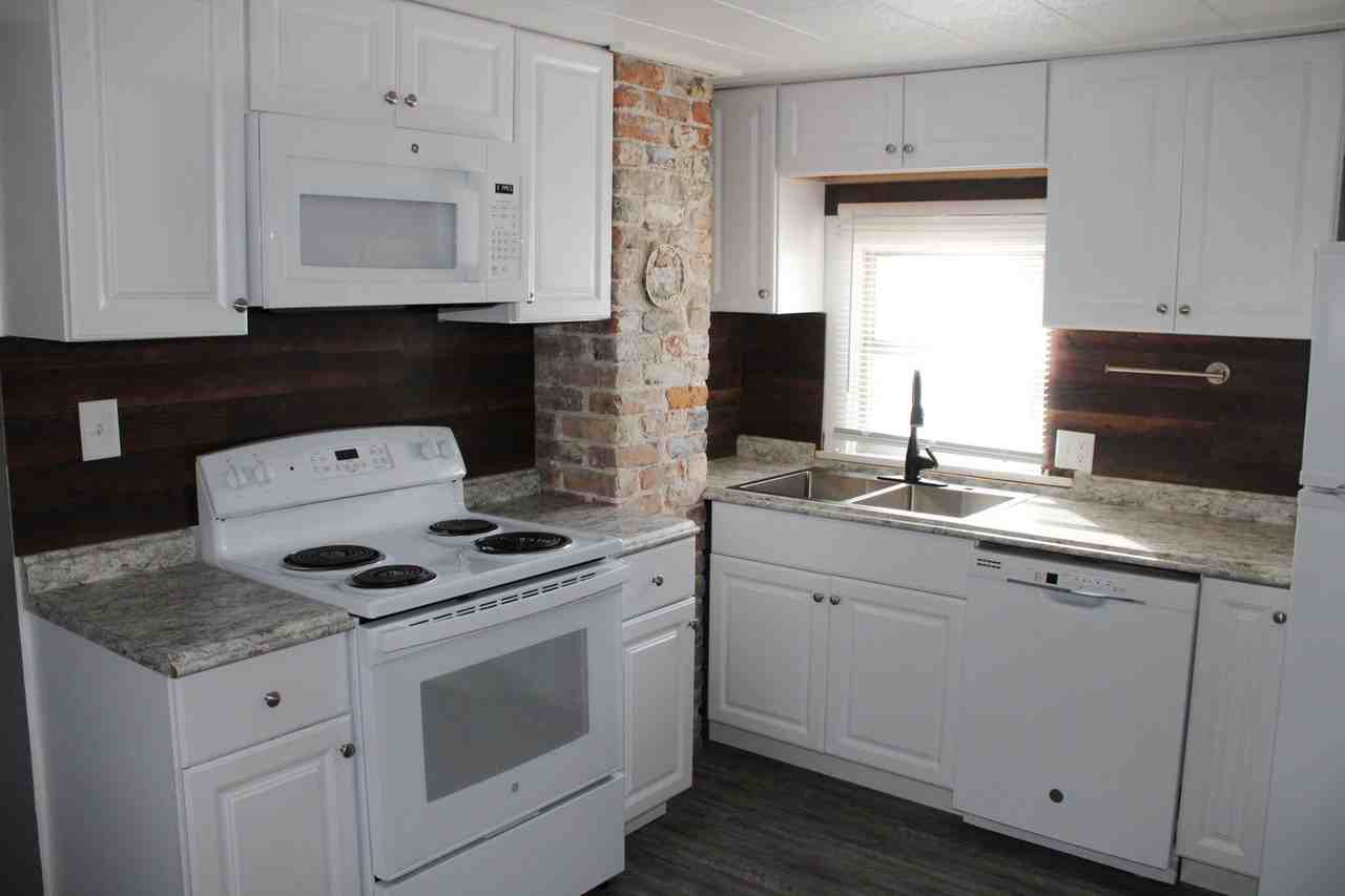 465 South Second West