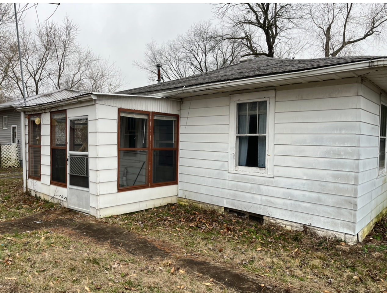 802 S Emma St - Photo 2 of 11