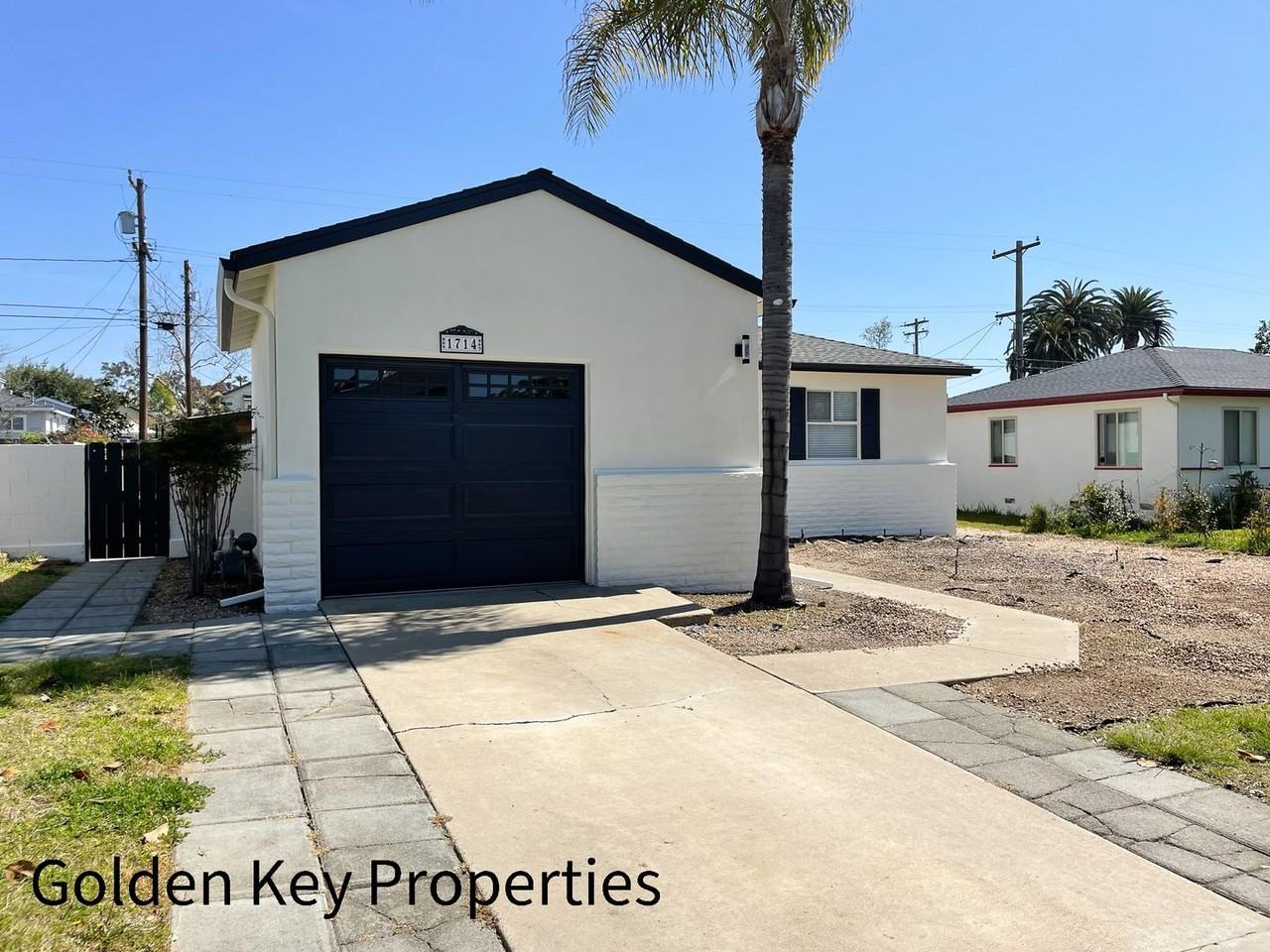 1714 Machado St - Photo 2 of 25