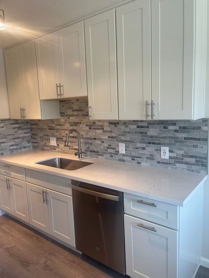 455 - 3381 Monroe - Photo 6 of 7