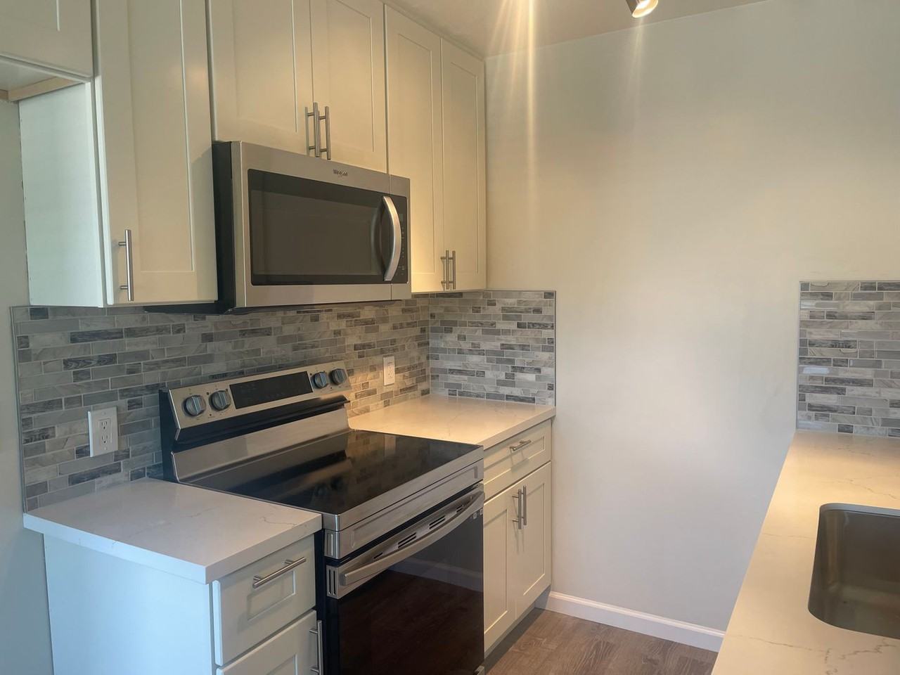 455 - 3381 Monroe - Photo 7 of 7