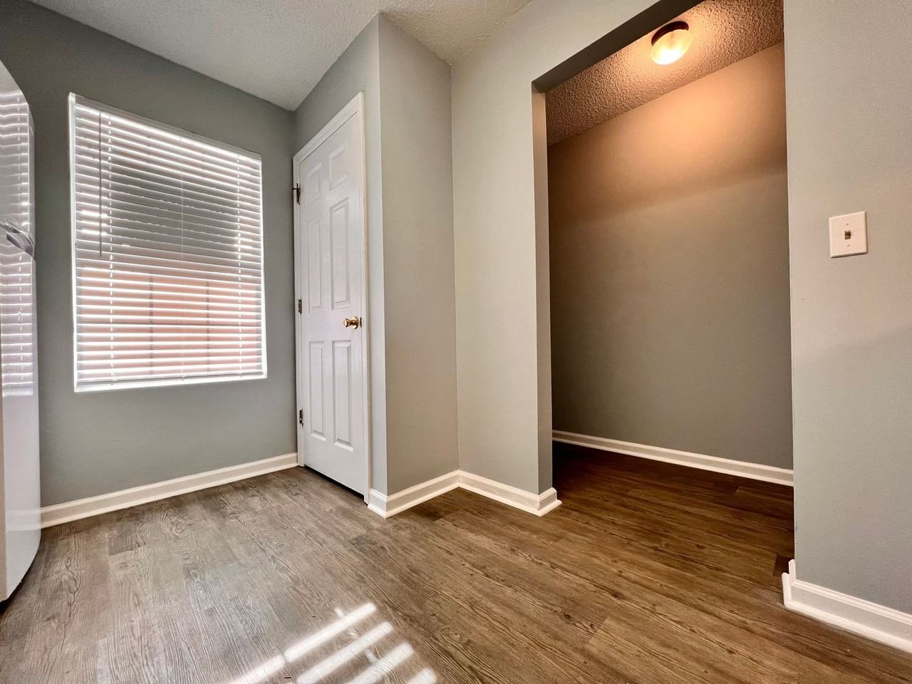 122 Magnolia Plantation Ct - Photo 7 of 28