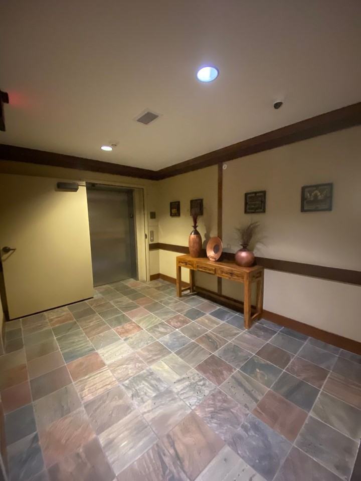 2050 N Main St #304 - Photo 6 of 34