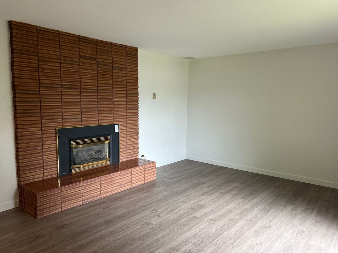 3304 Borst Ave - Photo 3 of 27