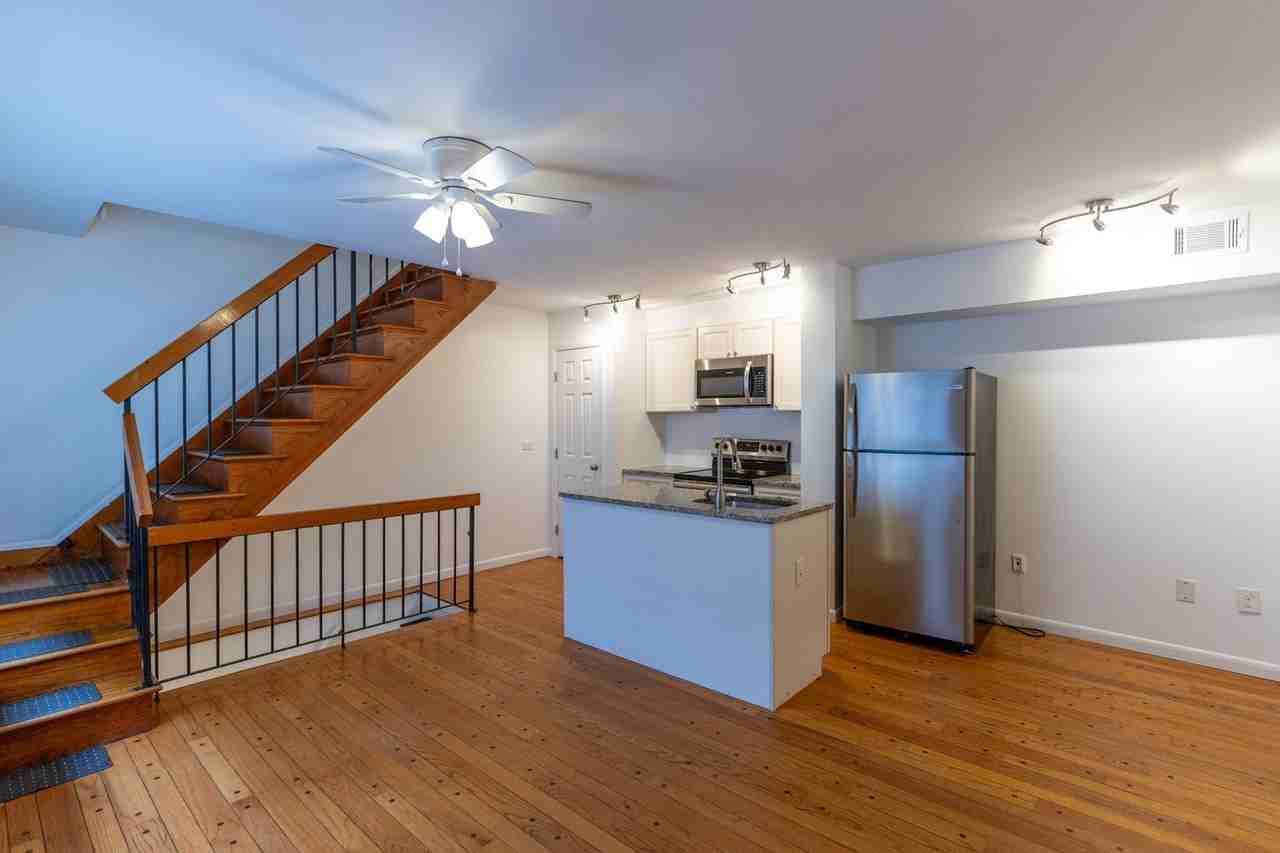 804 S Warnock St - Photo 2 of 19