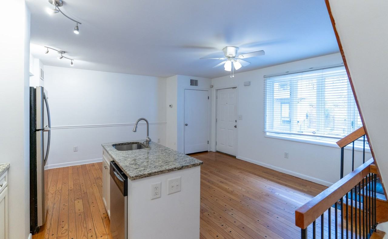 804 S Warnock St - Photo 4 of 19