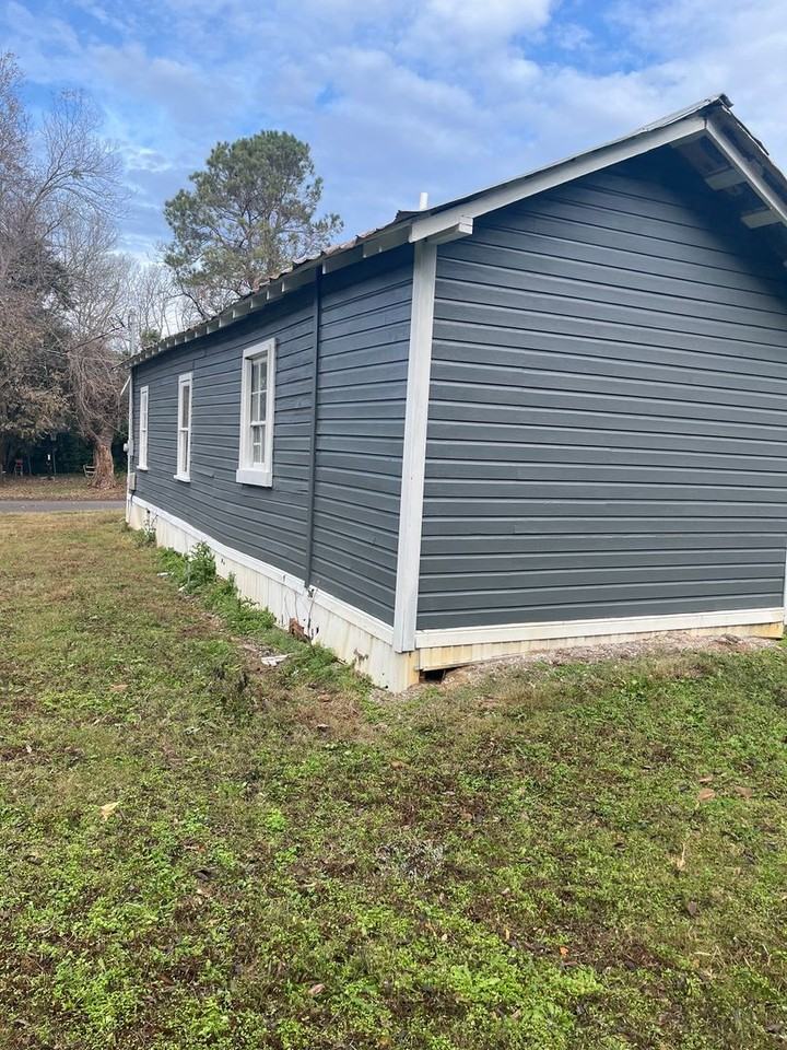 259 Boswell St - Photo 2 of 11