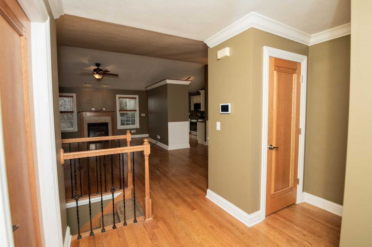 405 Galway Dr - Photo 5 of 50