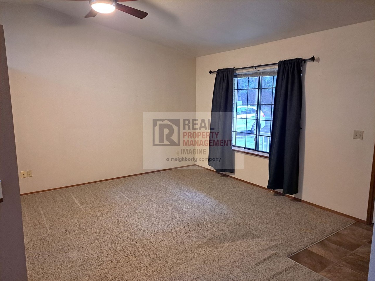 577 Malibu Dr Se - Photo 7 of 18