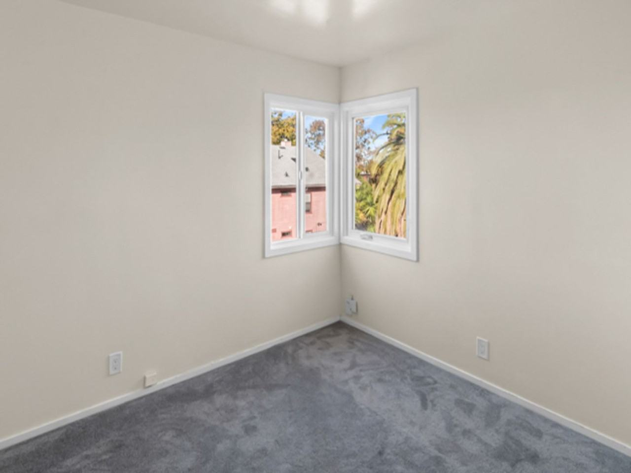 3320 King St - Photo 3 of 6