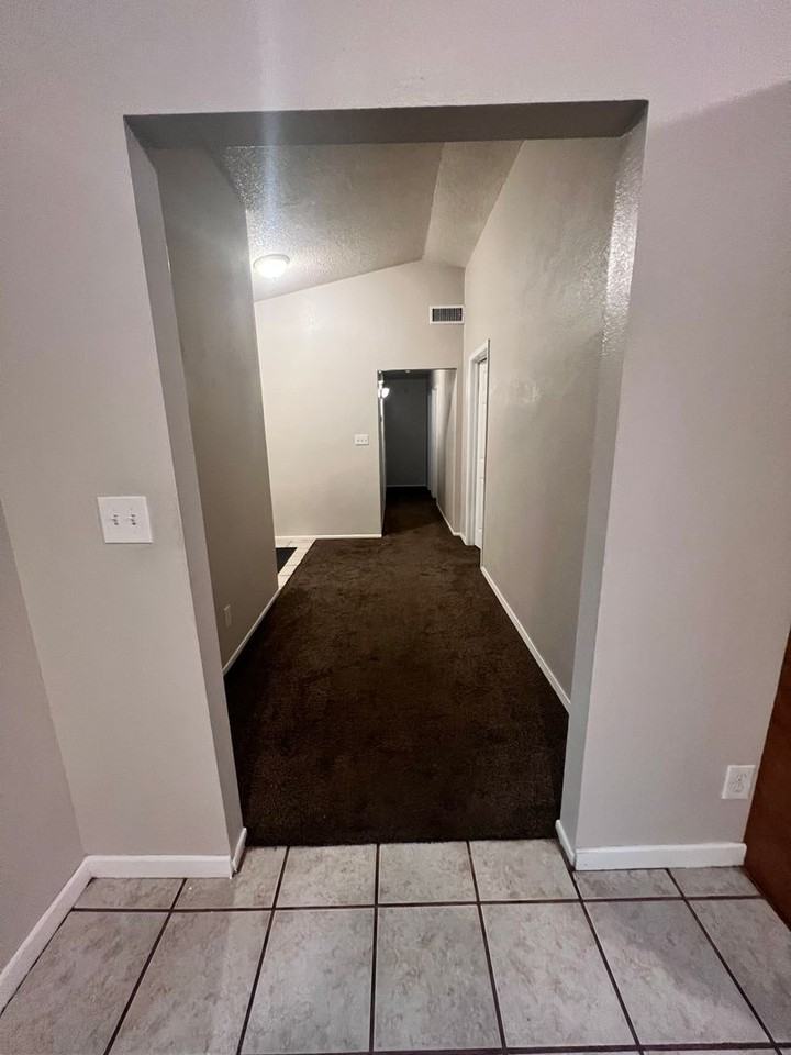 3520 Sesame St - Photo 5 of 17