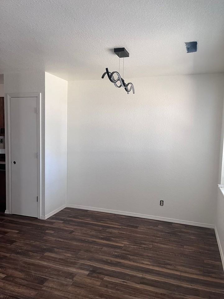 1310 N 27th St - Photo 5 of 7
