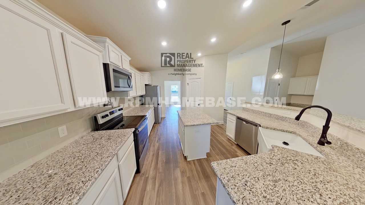 5137 Peach Dr - Photo 5 of 23