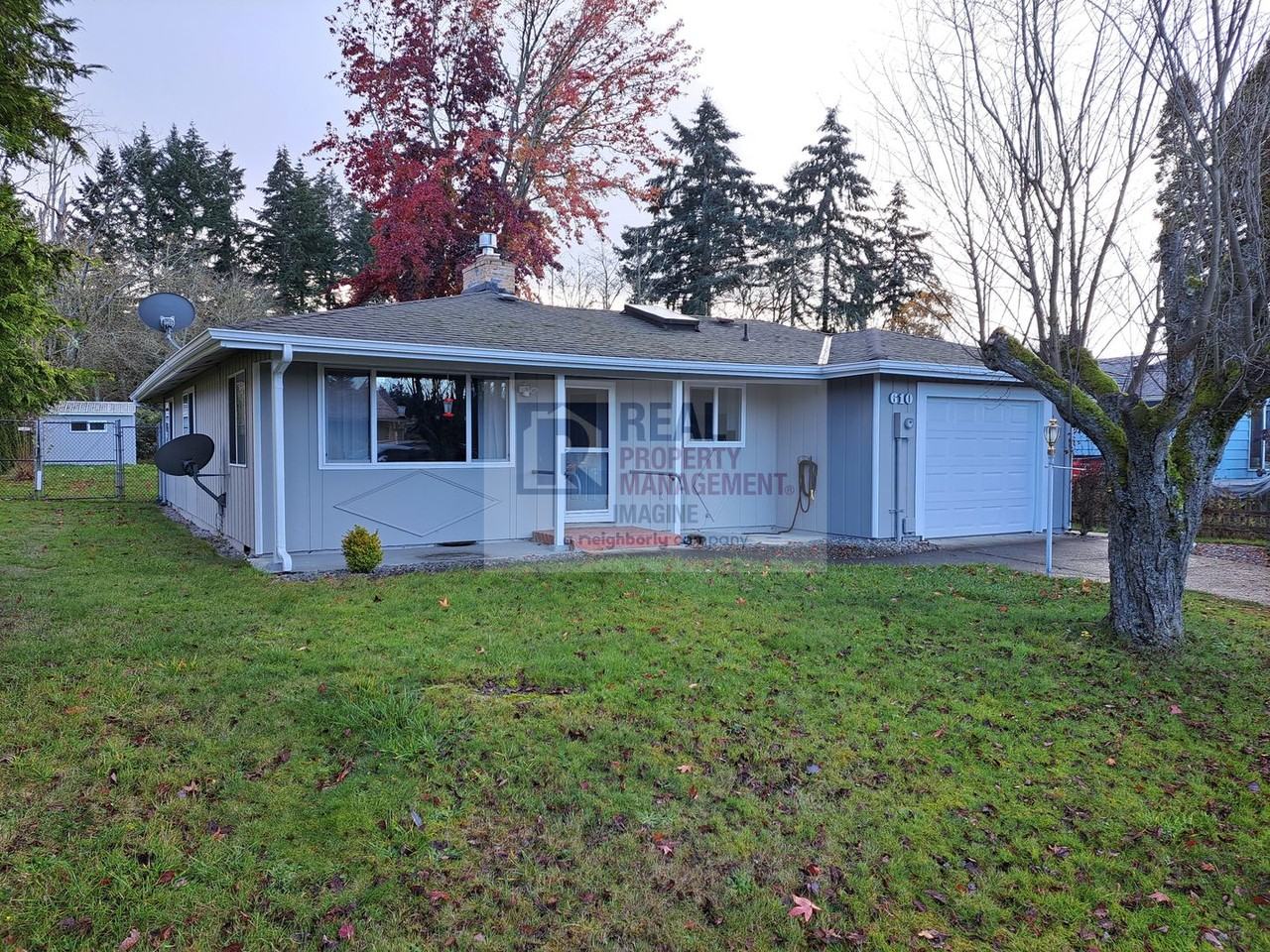 610 Wallace St - Photo 2 of 24