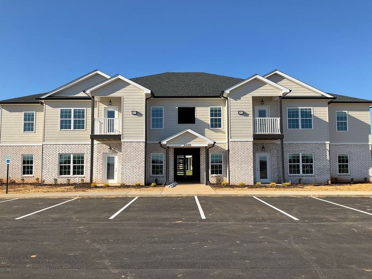 5330 Bakers Spring - Photo 4 of 29