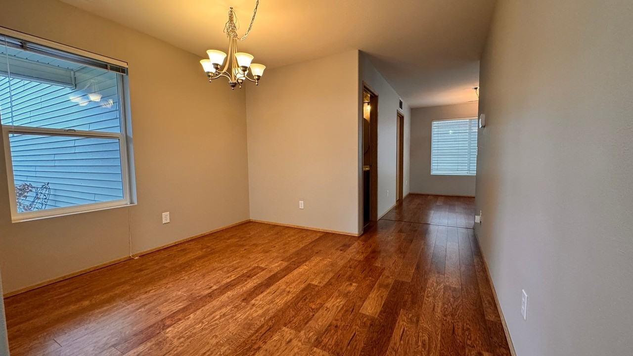 12821 Se 225th Ct - Photo 4 of 24