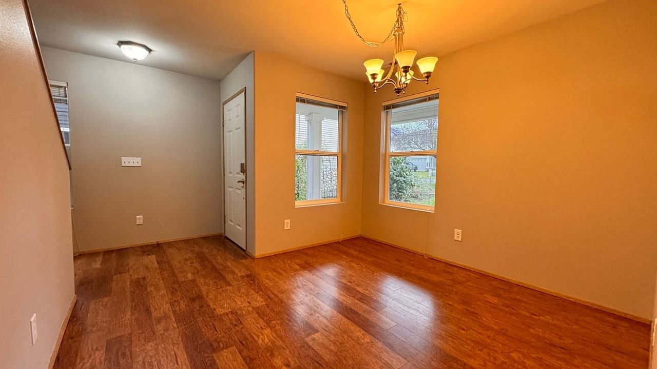 12821 Se 225th Ct - Photo 5 of 24