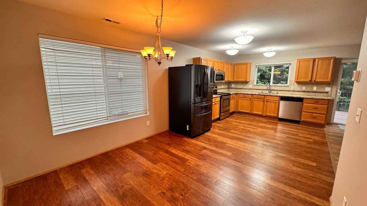 12821 Se 225th Ct - Photo 6 of 24