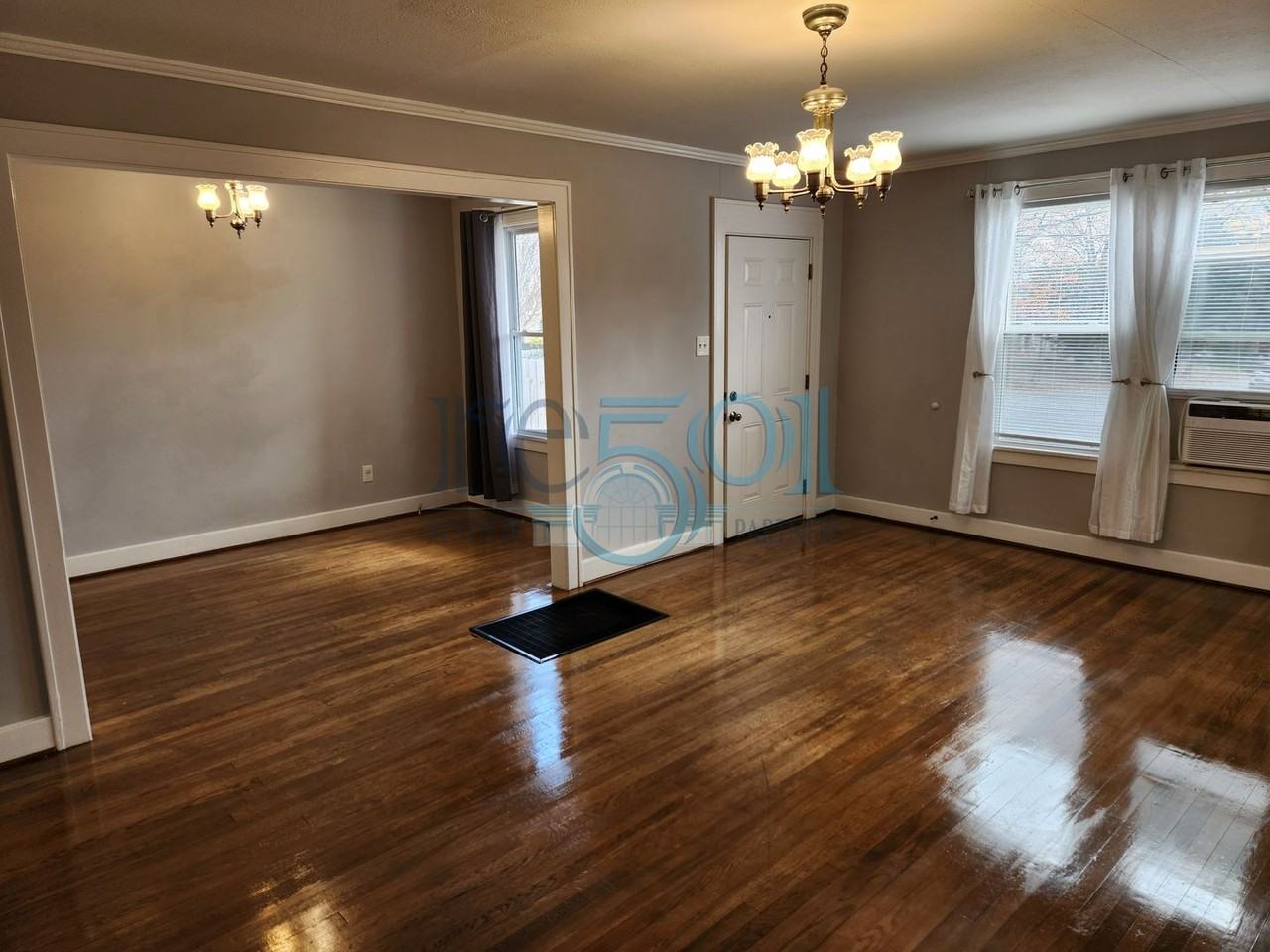 3800 W Markham St - Photo 6 of 41