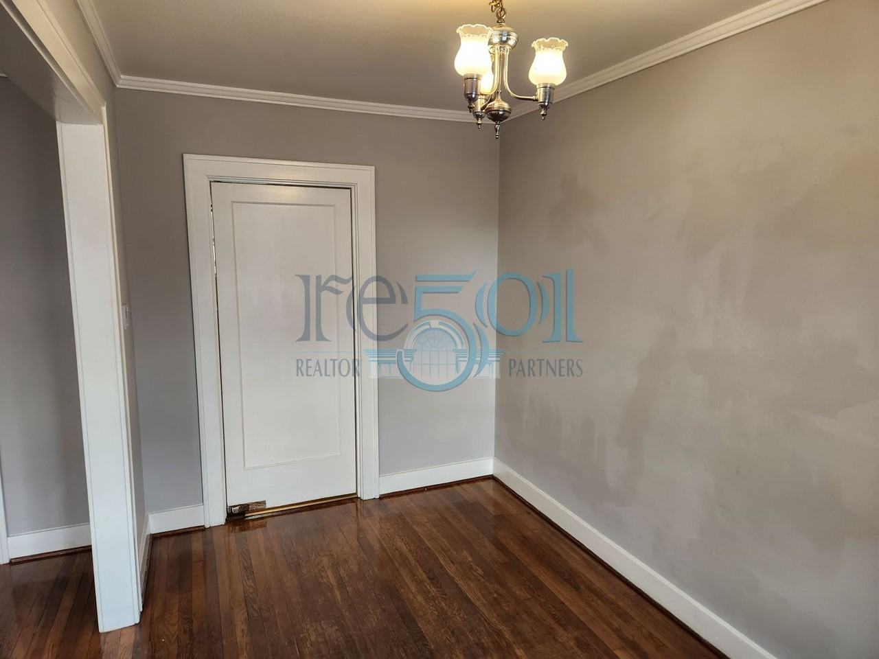 3800 W Markham St - Photo 7 of 41