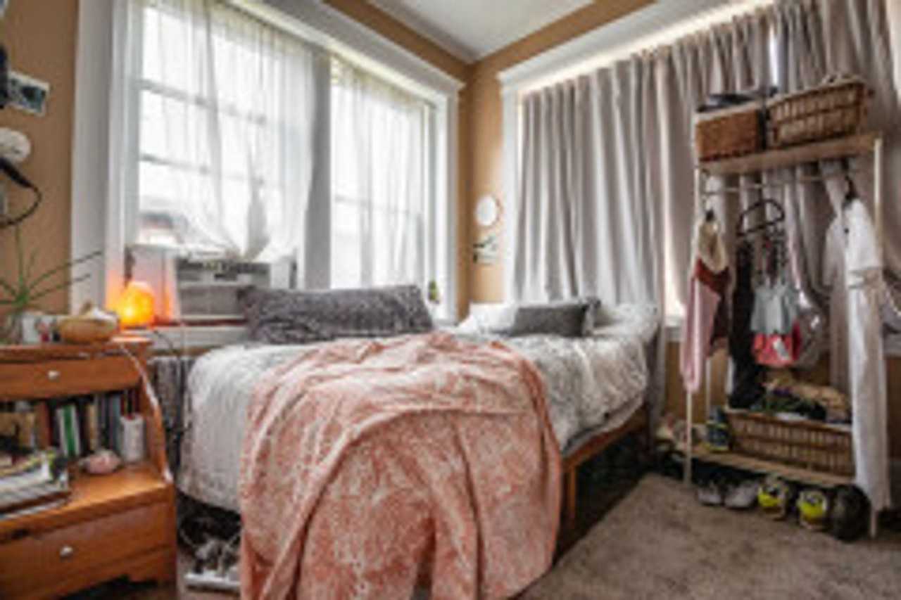 44 Park Vale Avenue - Photo 2 of 9