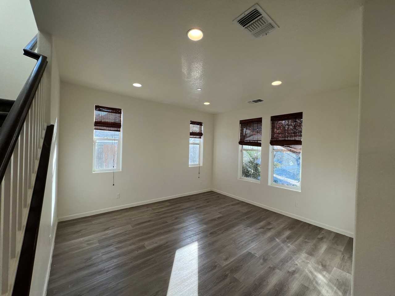 941 Haycastle Ct - Photo 3 of 42