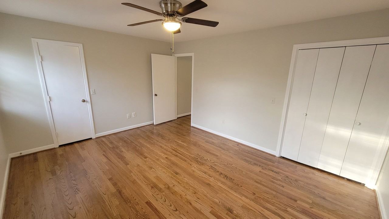 815 Edwards Rd #79 - Photo 5 of 8