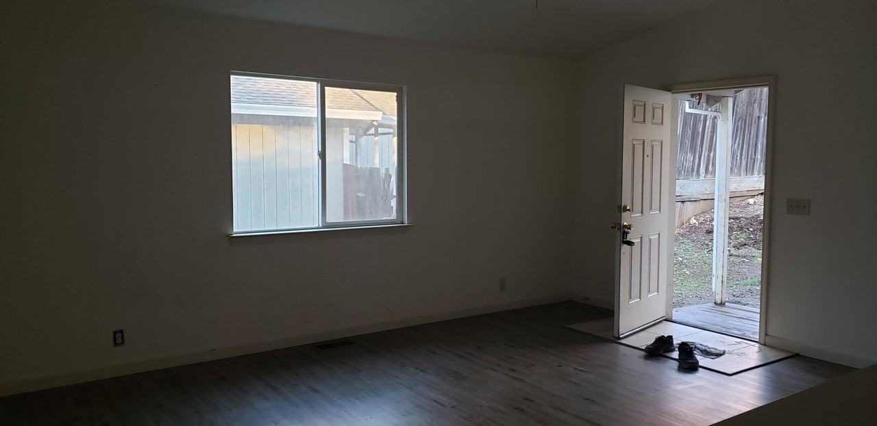 6198 Vallejo Ave - Photo 2 of 10