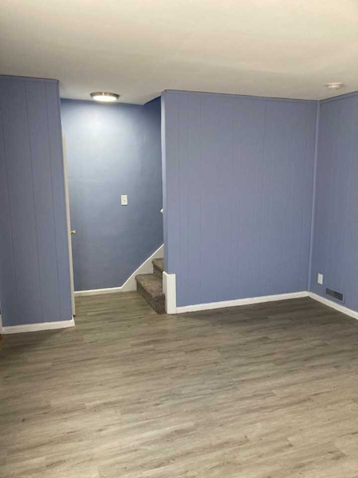 734 Pennsylvania Ave - Photo 2 of 19