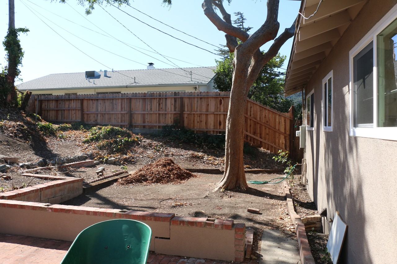 513 Cuesta Dr - Photo 7 of 35