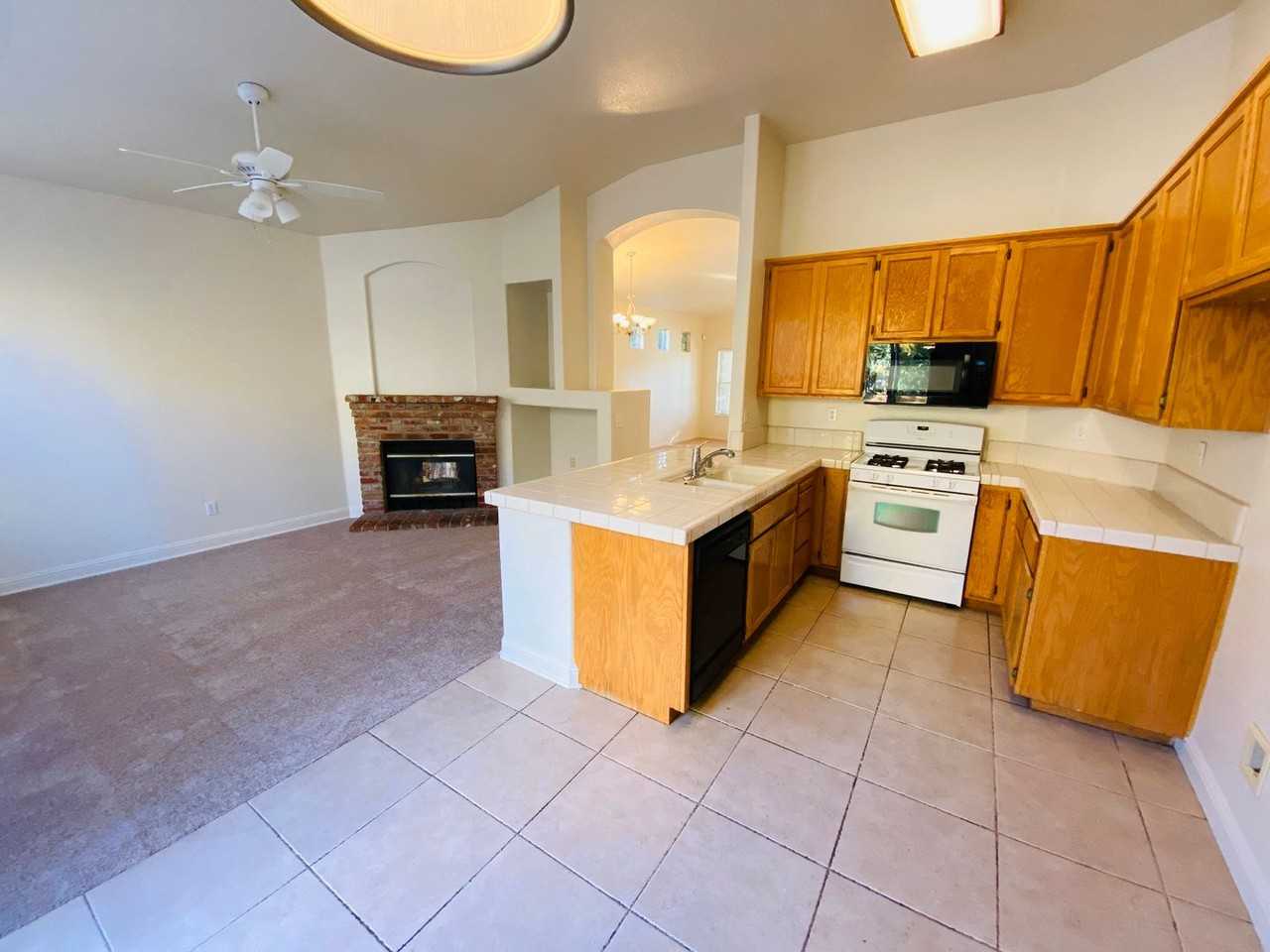 8275 Glencannon Way - Photo 6 of 18