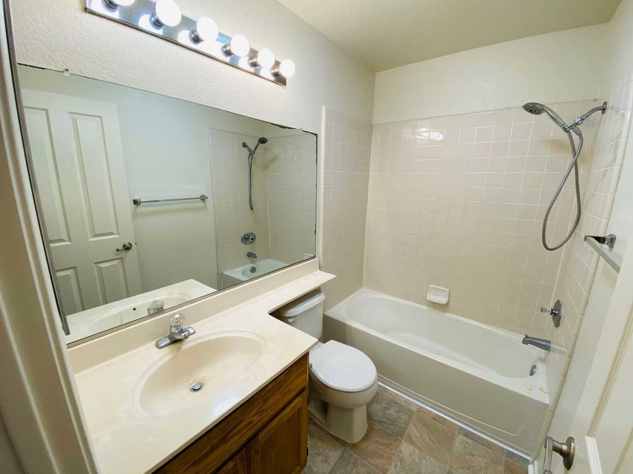 8275 Glencannon Way - Photo 7 of 18