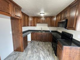 featured image of 7792 W Glenwood Ave