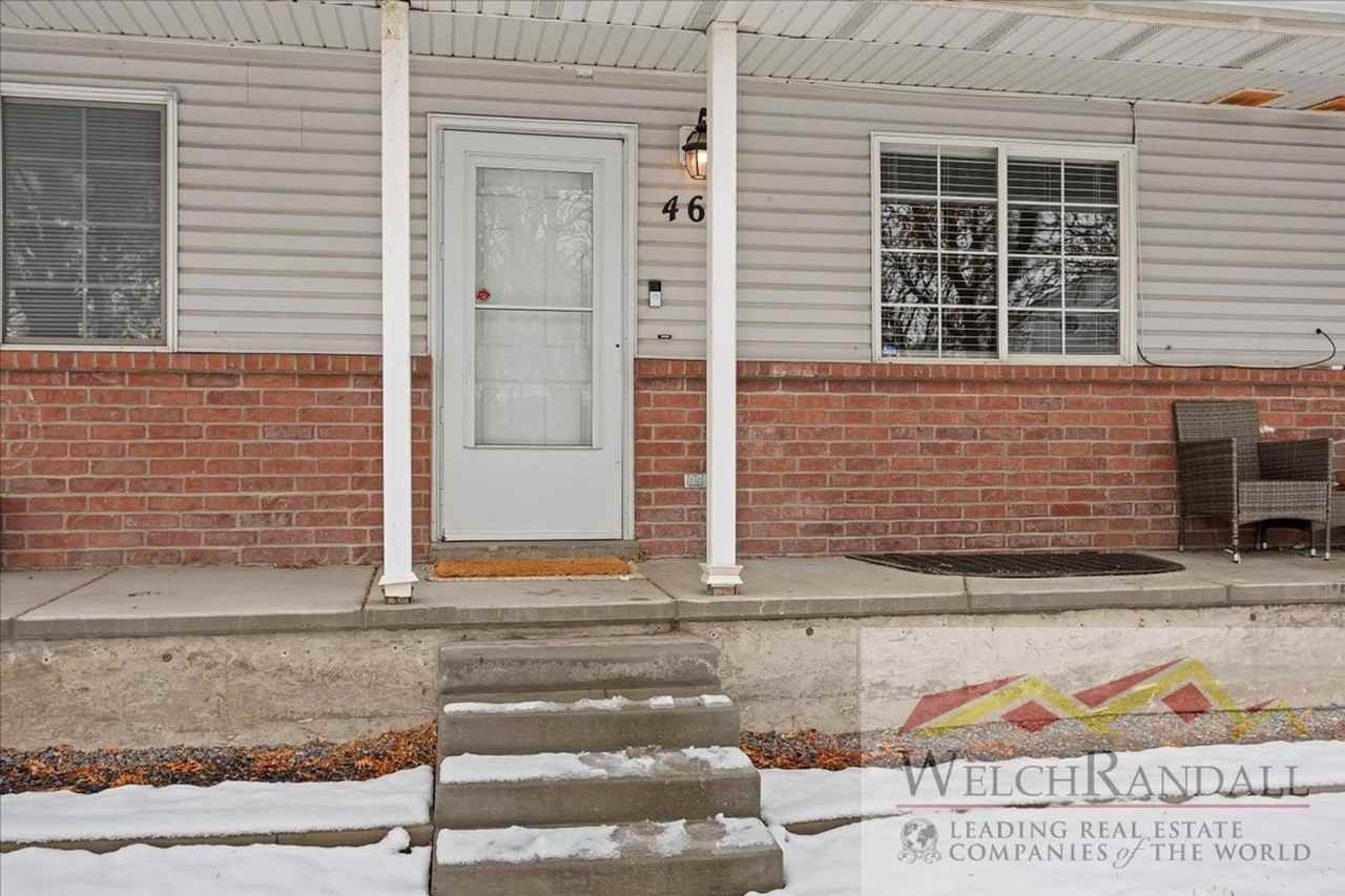 460 E 475 N - Photo 3 of 38