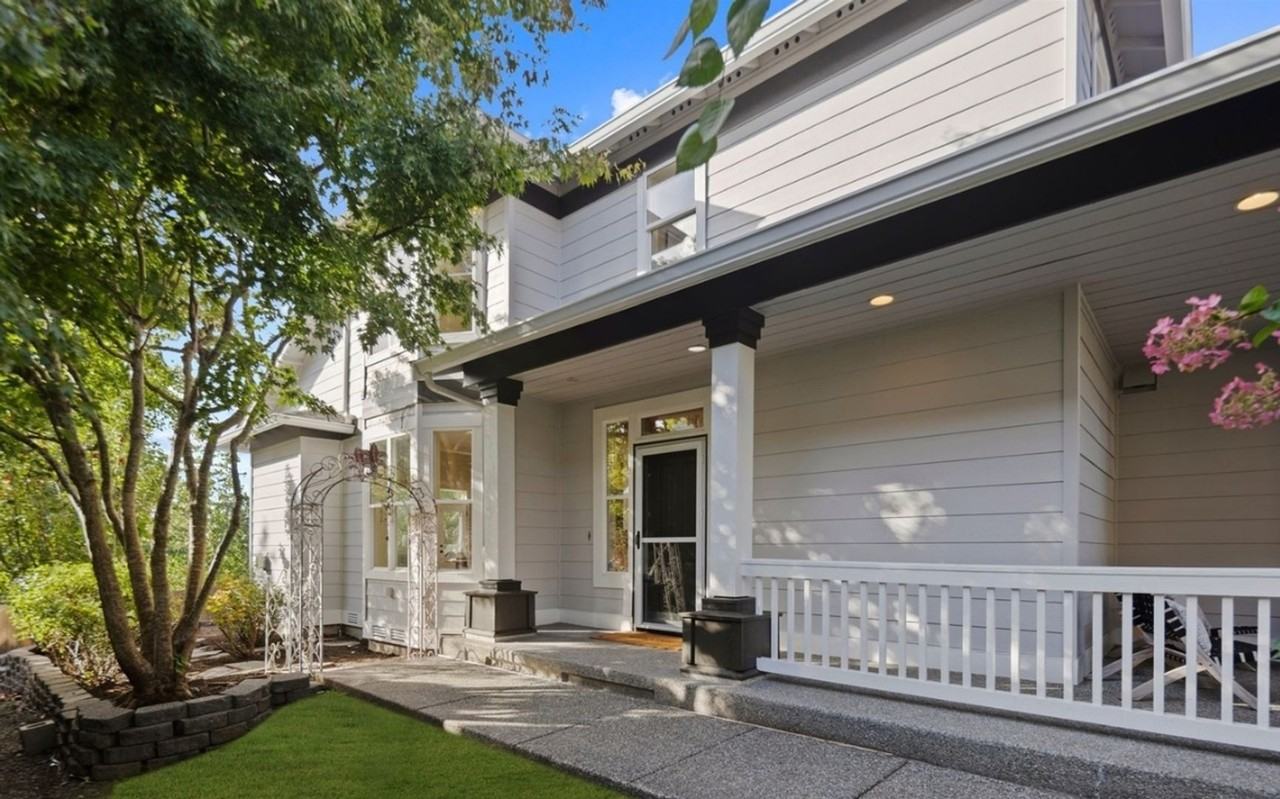 719 239th Ln Se - Photo 2 of 31