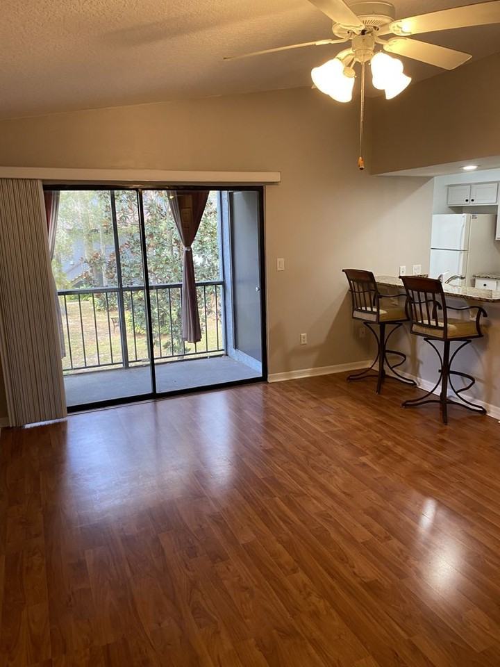196 Riverbend Dr #201 - Photo 2 of 23
