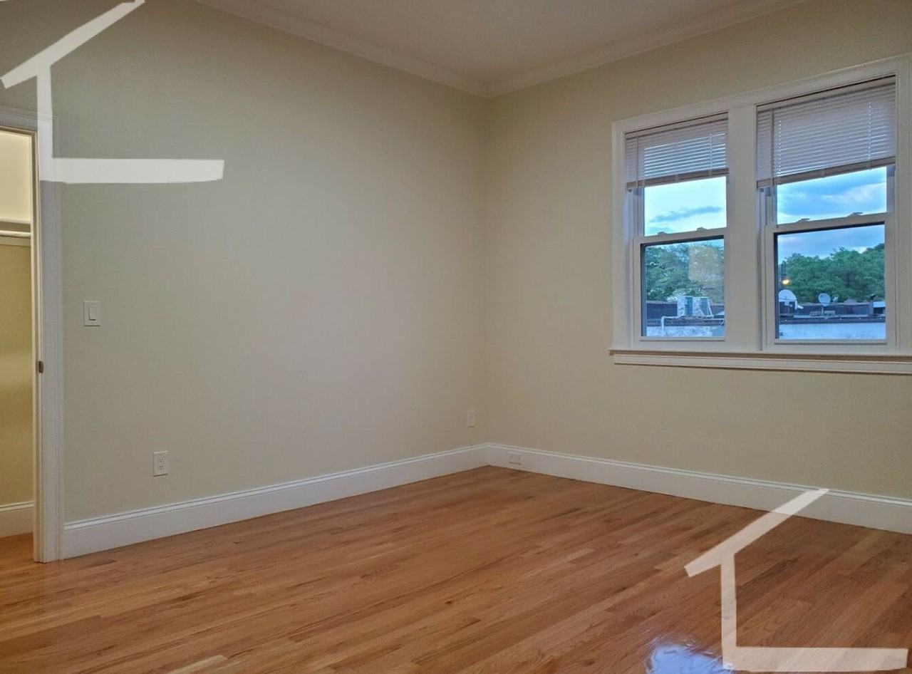 12 Harris St - Photo 5 of 18