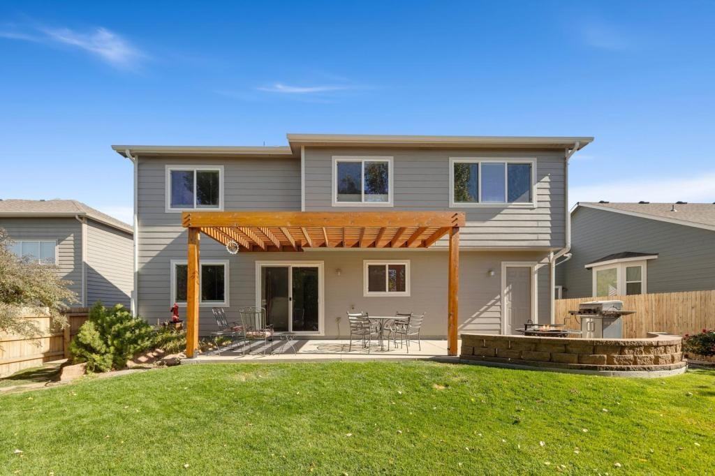 326 Moss Rock Way - Photo 3 of 24