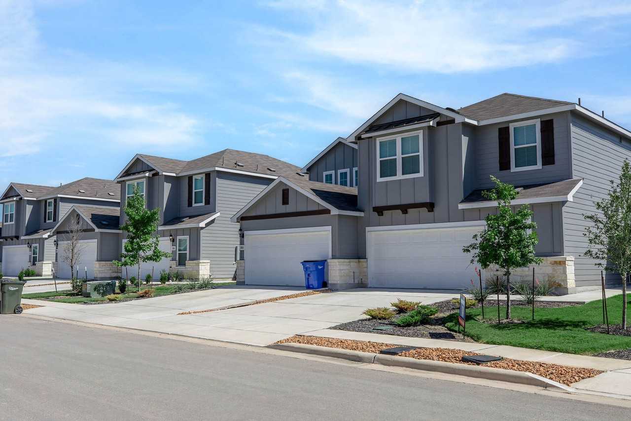 Casinas at Gruene - Photo 3 of 50