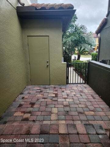 132 Clemente Dr #1 - Photo 7 of 20